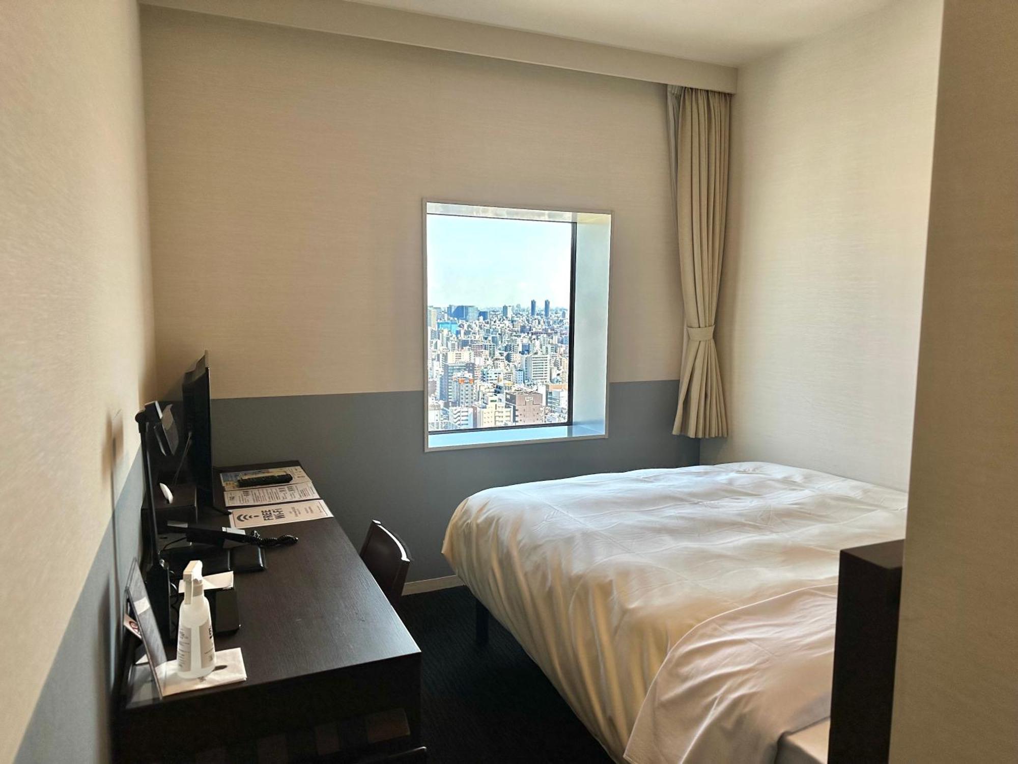 Crown Hills Ueno Premier Tokio